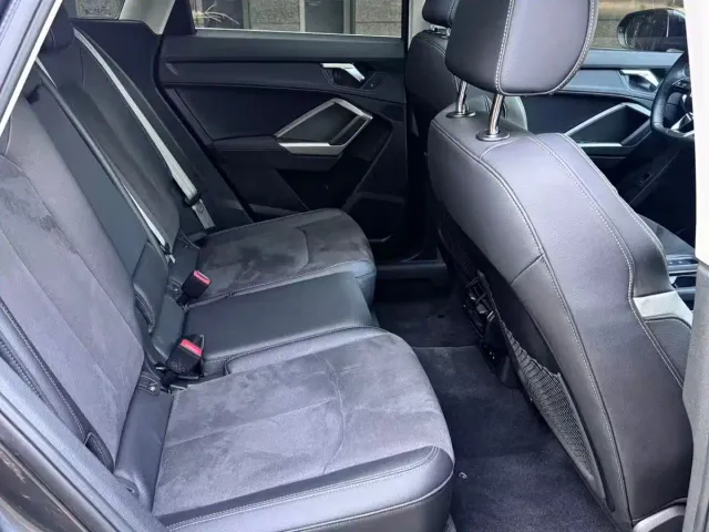 Audi Q3 — Фото автомобиля 11