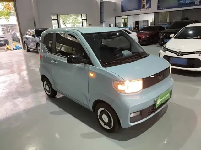 Wuling Hongguang Mini EV — Фото автомобиля 3