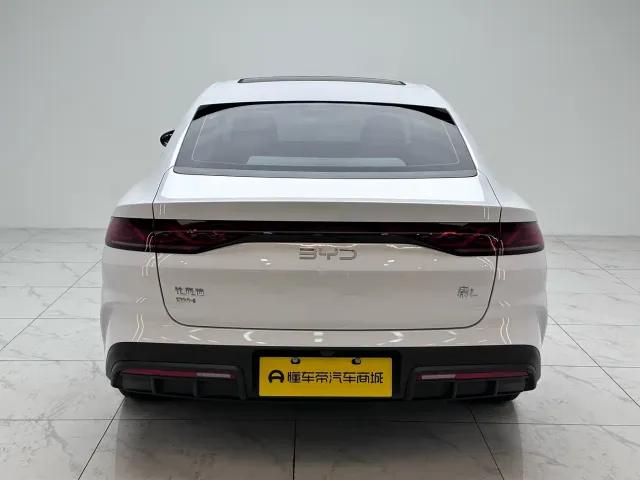 BYD Qin L — Фото автомобиля 16