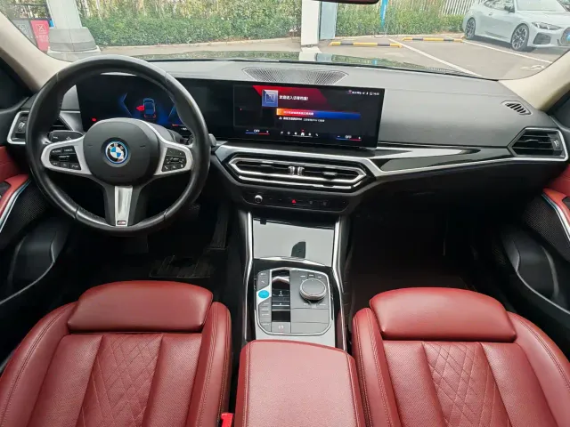 BMW i3 — Фото автомобиля 16