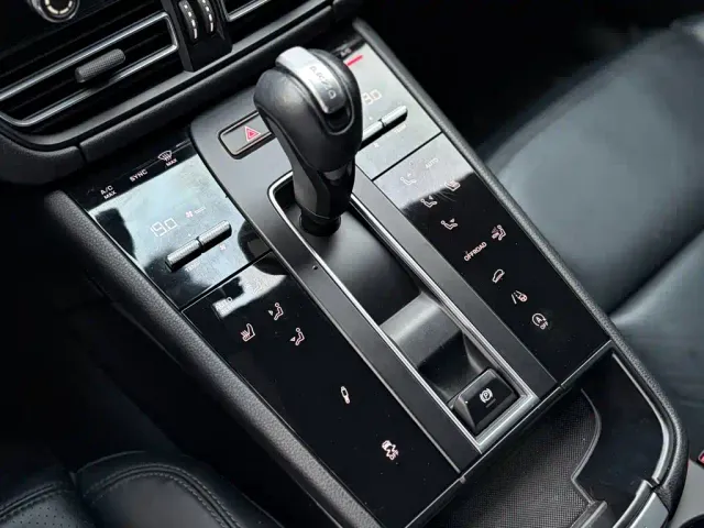 Porsche Macan — Фото автомобиля 25