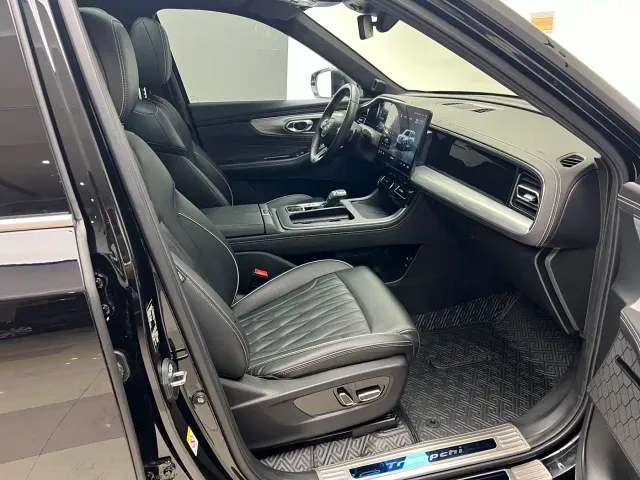 GAC Trumpchi GS8 — Фото автомобиля 12