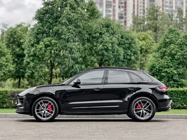 Porsche Macan — Фото автомобиля 6