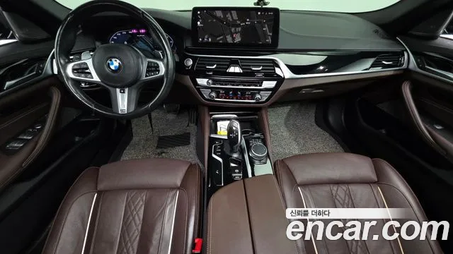 BMW 5-Series — Фото автомобиля 7