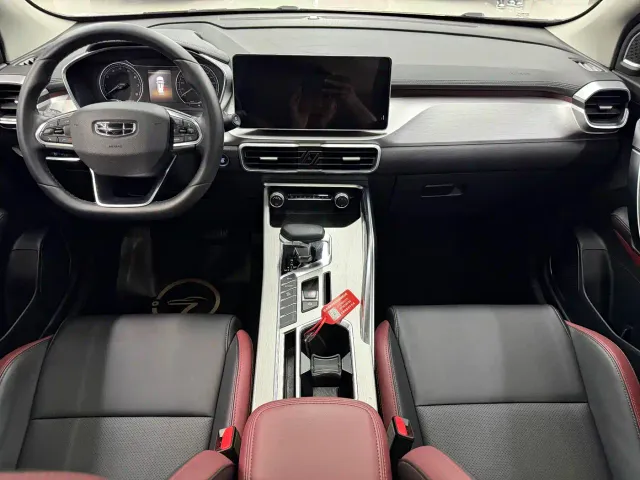 Geely Binyue — Фото автомобиля 8