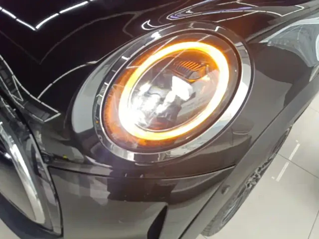 MINI Hatch — Фото автомобиля 23