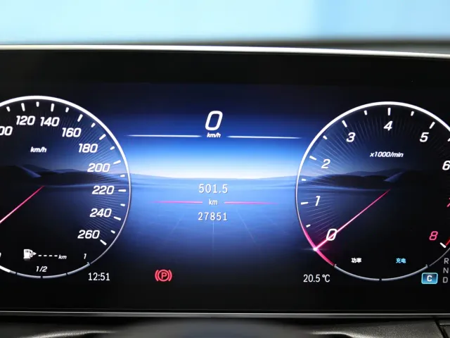 Mercedes-Benz C-Class — Фото автомобиля 11