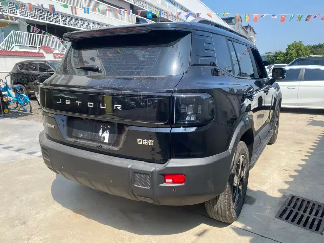 Jetour T1 — Фото автомобиля 3