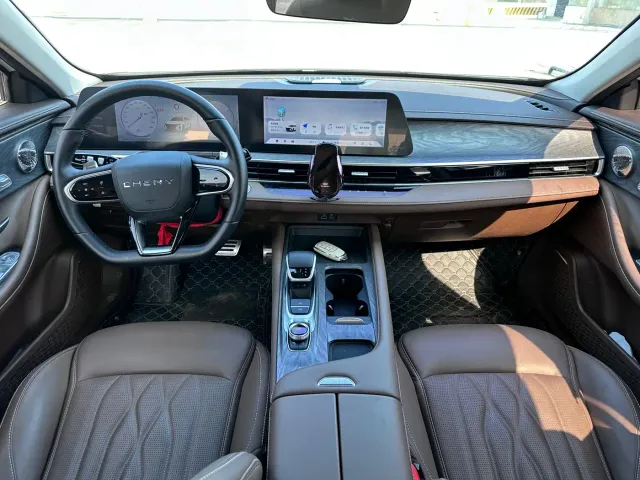 Chery Arrizo 8 — Фото автомобиля 5