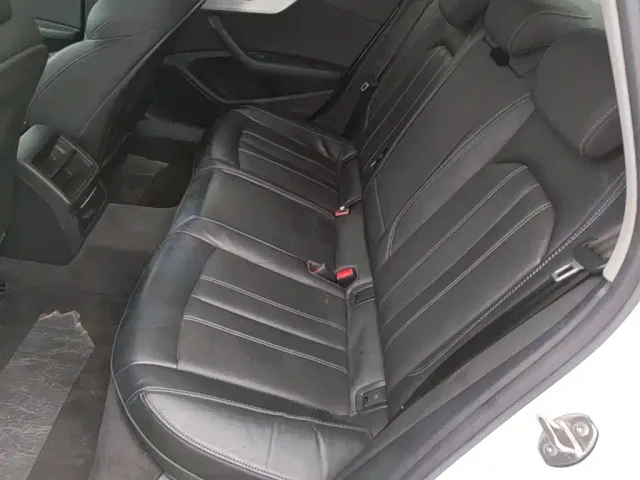 Audi A4L — Фото автомобиля 16