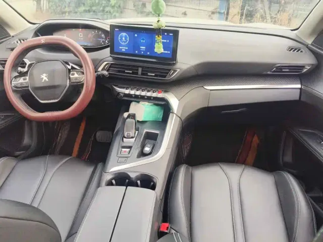 Peugeot 4008 — Фото автомобиля 12
