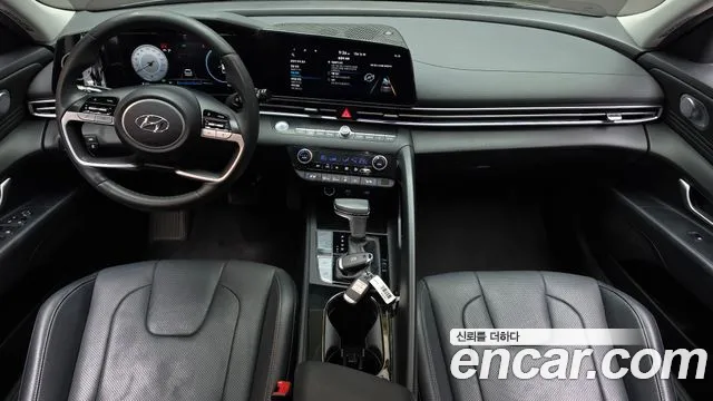 Hyundai Avante CN7 — Фото автомобиля 10