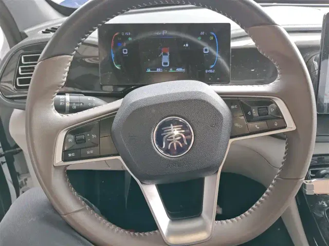 BYD Qin PLUS — Фото автомобиля 8