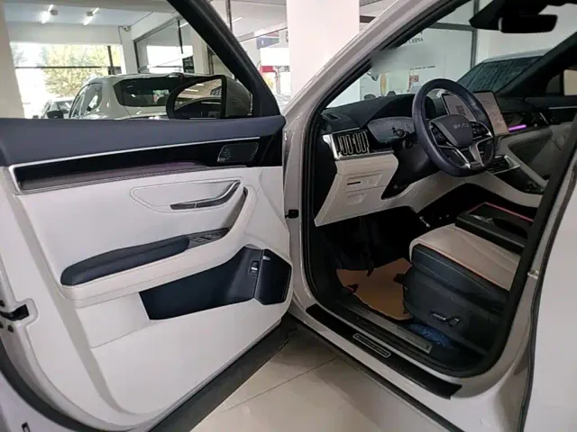 BYD Song PLUS — Фото автомобиля 15