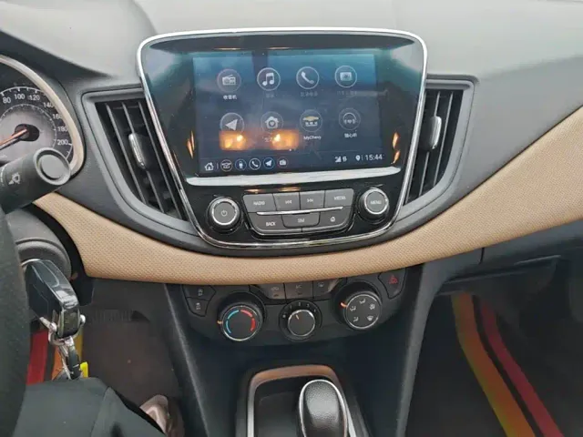 Chevrolet Monza — Фото автомобиля 12
