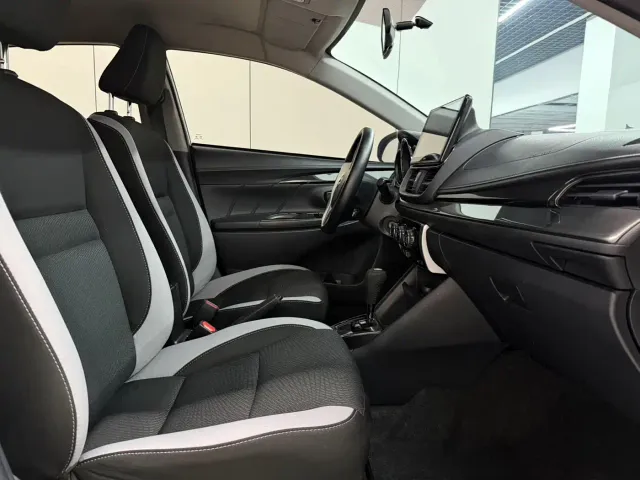 Toyota YARiS L Zhi Xuan — Фото автомобиля 8