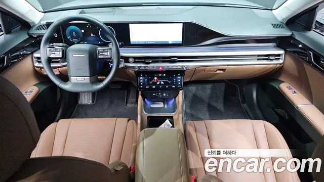 Hyundai Grandeur GN7 — Фото автомобиля 10