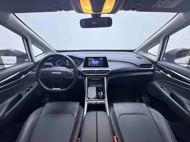 Maxus G50 — Фото автомобиля 9