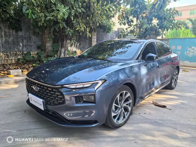 Ford Mondeo — Фото автомобиля 3