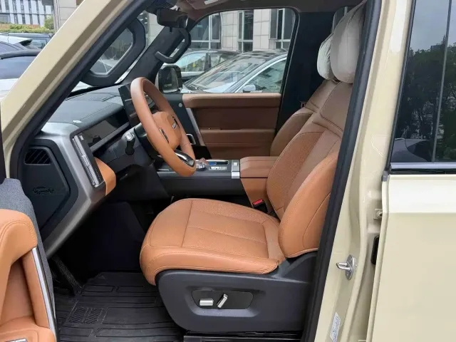 iCAR iCAR V27 2026 200KM AWD Falcon 500 — Фото автомобиля 6