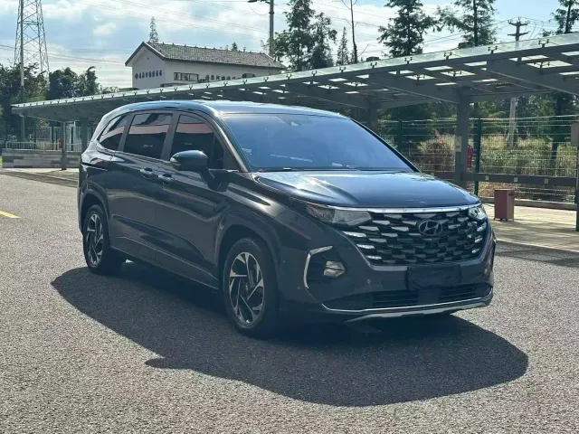 Фотография автомобиля — Hyundai Custo