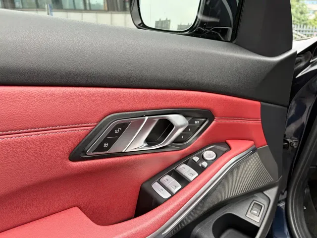 BMW 3 Series — Фото автомобиля 10