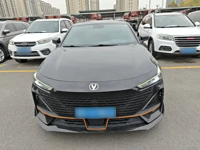 Changan UNI-V — Фото автомобиля 2