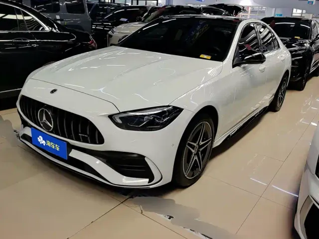 Фотография автомобиля — Mercedes-Benz C-Class