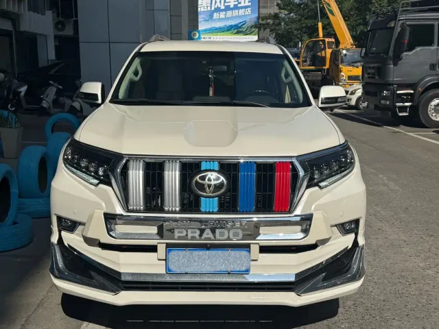 Toyota Prado — Фото автомобиля 4