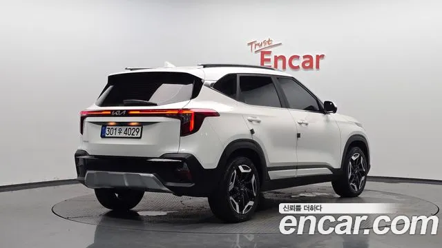Kia Seltos Бензин 1.6 турбо 2WD — Фото автомобиля 2