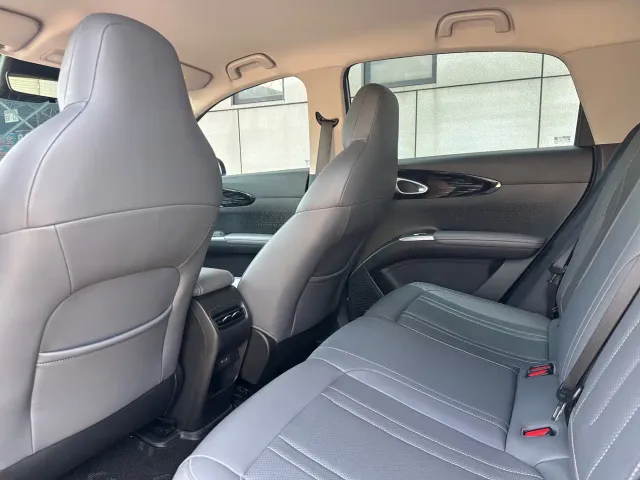 Geely Starry Wish — Фото автомобиля 6
