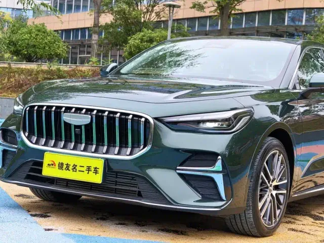 Geely Emgrand — Фото автомобиля 7