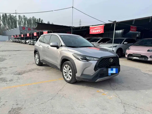 Toyota Corolla Cross — Фото автомобиля 3