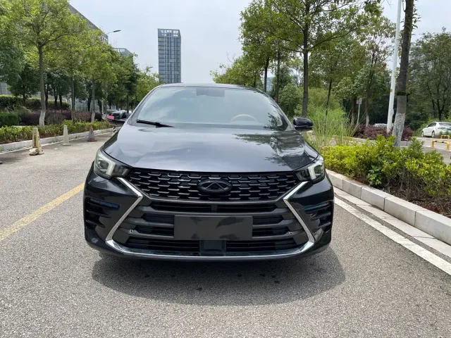 Chery Arrizo 5 PLUS — Фото автомобиля 2