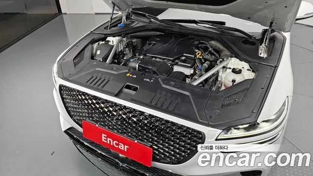 Genesis GV70 2.5T Бензин AWD — Фото автомобиля 6