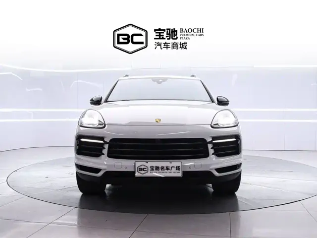 Porsche Cayenne — Фото автомобиля 2