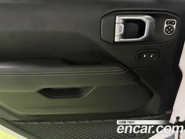 Jeep Wrangler Wrangler (JL) — Фото автомобиля 12