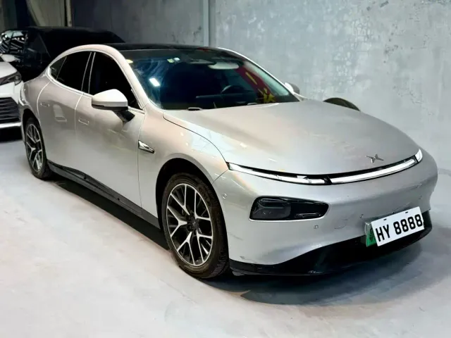 Xpeng P7 — Фото автомобиля 3