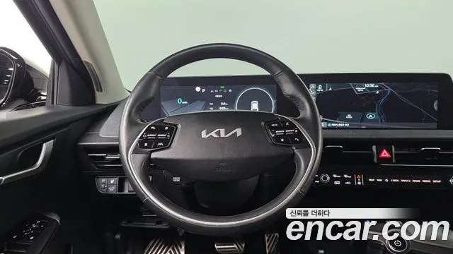 Kia EV6 — Фото автомобиля 14