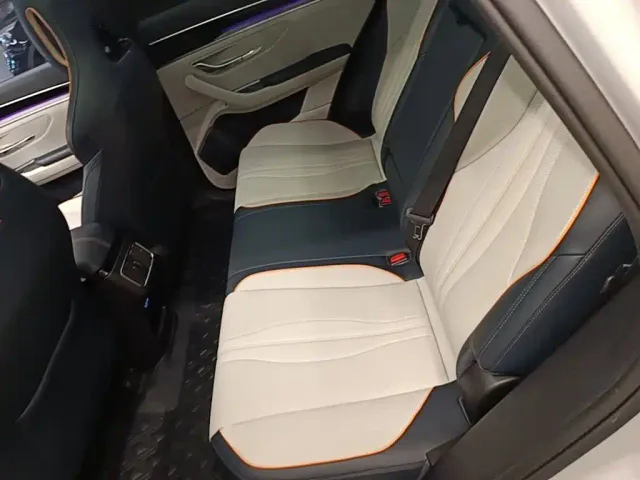 BYD Song PLUS — Фото автомобиля 16