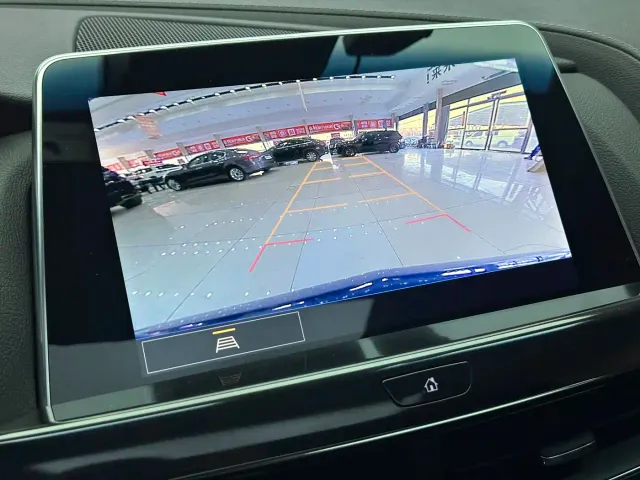 Cadillac CT5 — Фото автомобиля 24