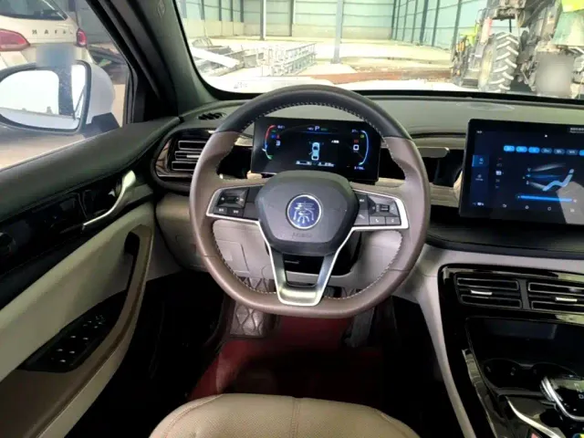 BYD Qin PLUS — Фото автомобиля 10