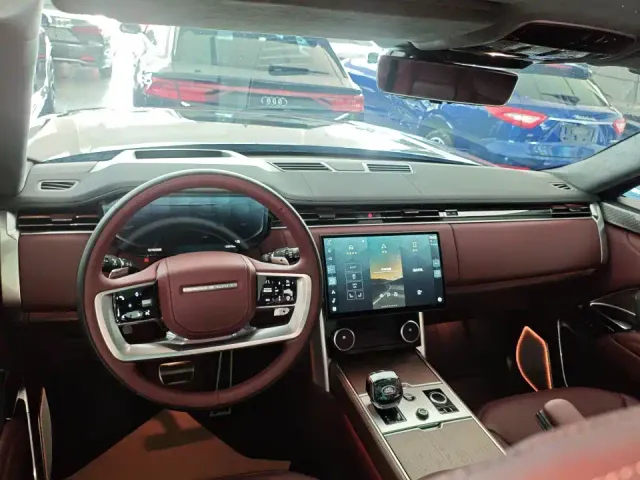Land Rover Range Rover — Фото автомобиля 2