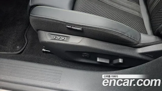 Peugeot 308 — Фото автомобиля 25