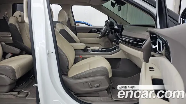 Kia Canival Новый Carnival 4 поколение Бензин 9 мест Signature — Фото автомобиля 11