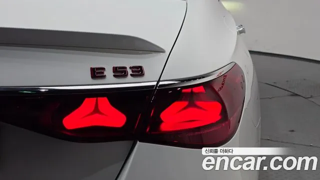 Mercedes-Benz E-Class W214 — Фото автомобиля 21