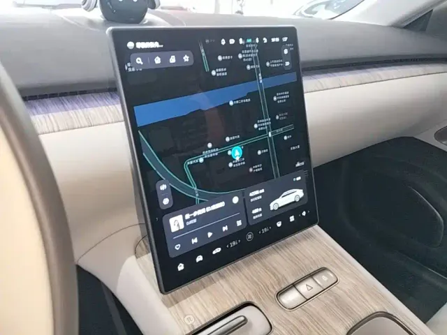 Nio ET7 — Фото автомобиля 12