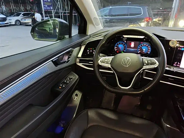 Volkswagen Talagon — Фото автомобиля 10