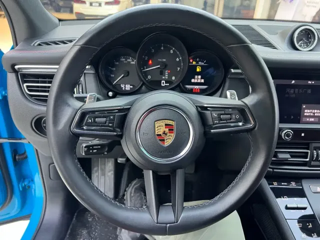 Porsche Macan — Фото автомобиля 15