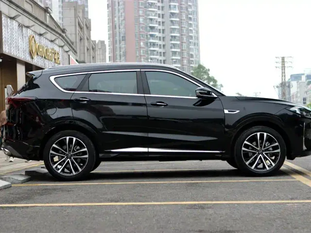 Jetour X70 Plus — Фото автомобиля 4